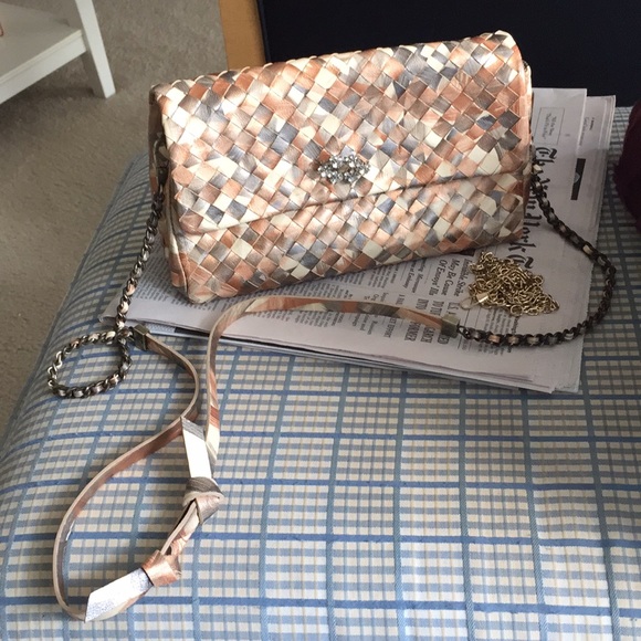 Calonge woven leather shoulder bag - Picture 1 of 8
